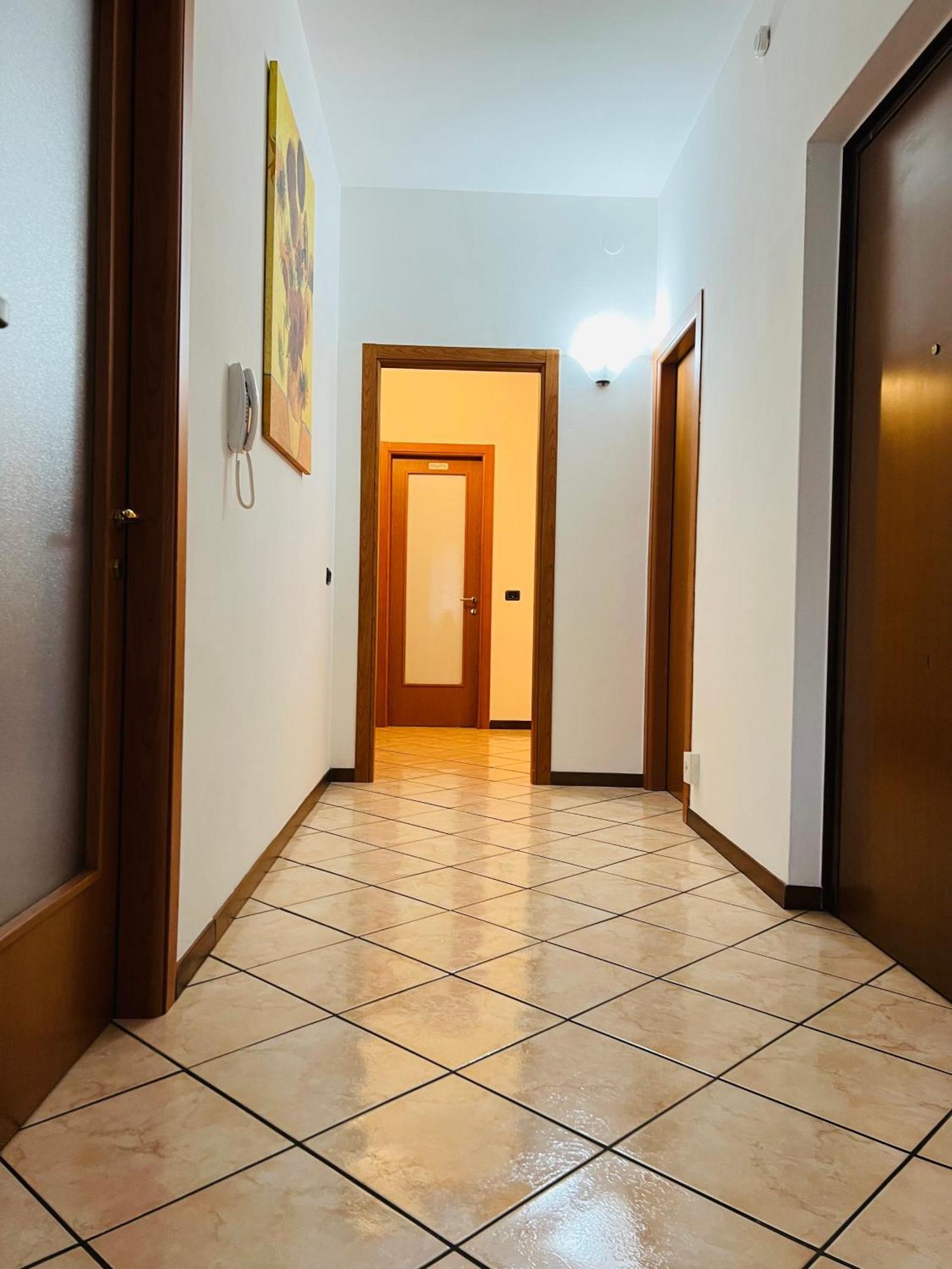 Casa Vacanza Elena 2 베로나 외부 사진